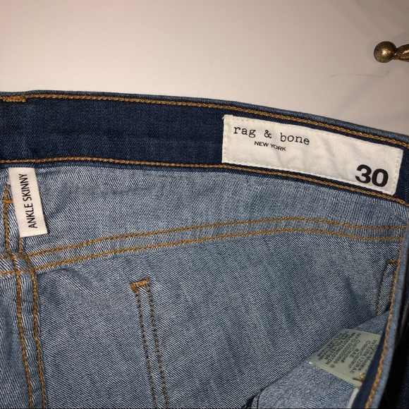 NEW!!!! Rag and bone jeans - Picture 5 of 6